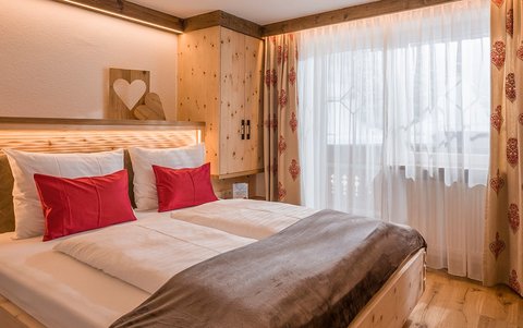 Berghotel Hochfügen Zimmerangebot Zillertal Hotelaufenthalt