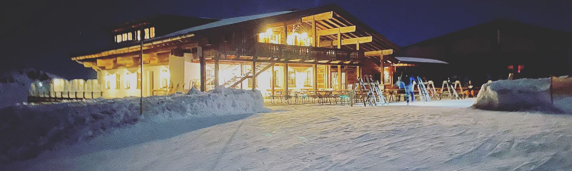 Tourennacht auf der 8er Alm Tourennacht auf der 8er Alm