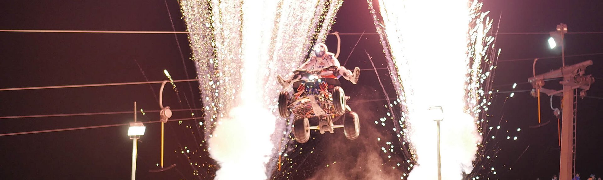 Hochfügen Nacht - Fire meets snow